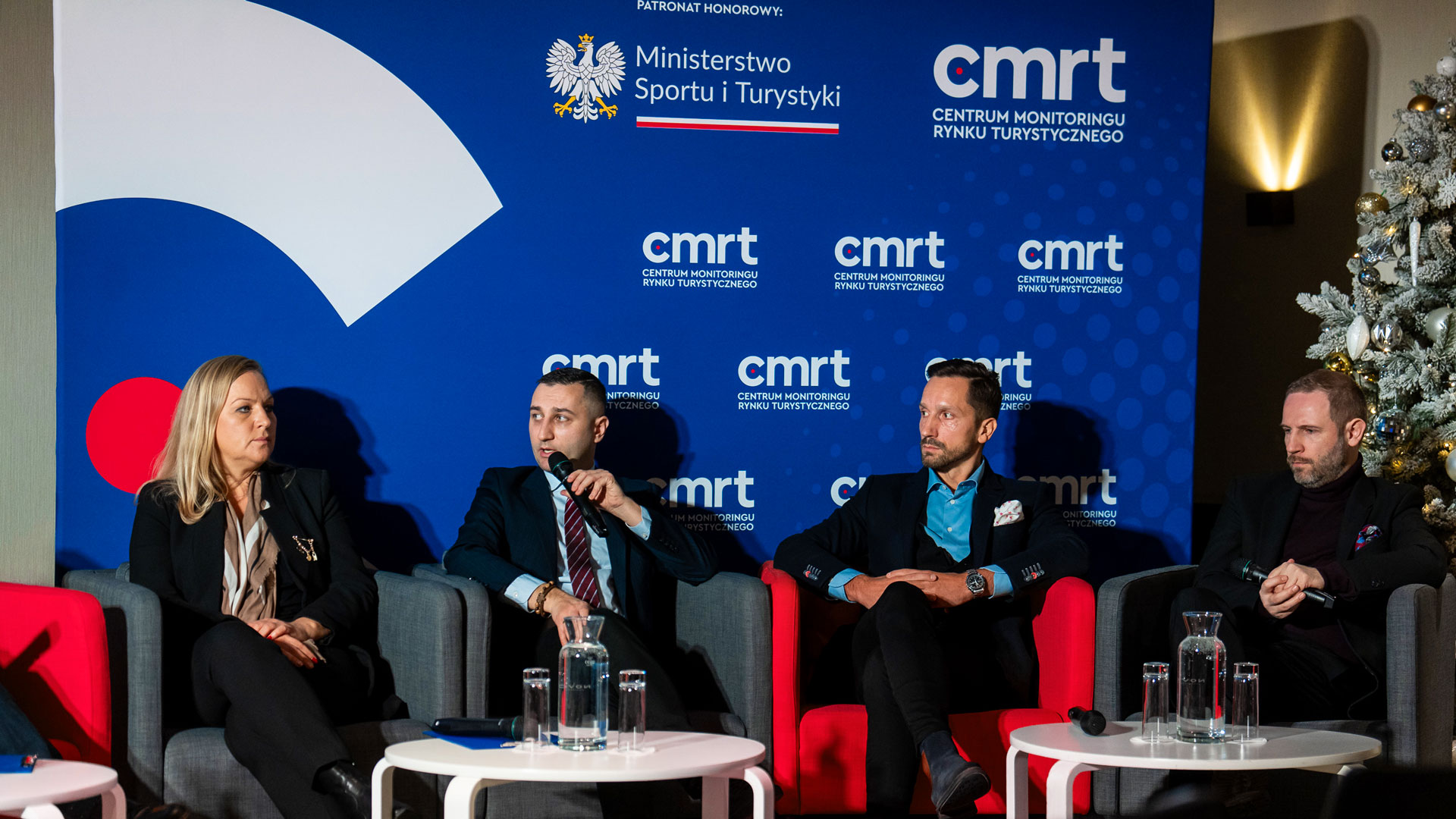 photo branding CMRT Centrum Monitoringu Rynku Turystycznego