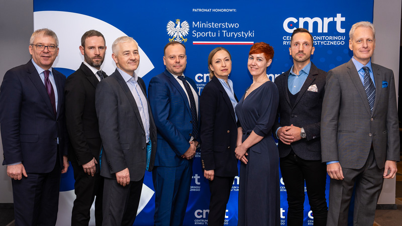 photo branding CMRT Centrum Monitoringu Rynku Turystycznego